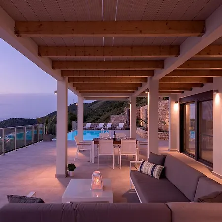 Vila Kathisma Bay - Luxury Villas- Oceanos Kalamítsi